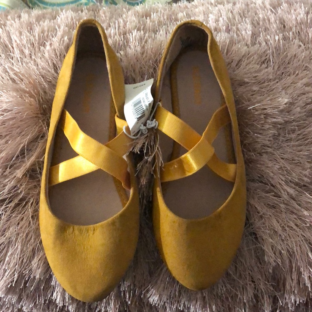Yellow Flat Ballerina Kids Shoe